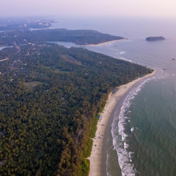 Kannur, Kerala Bans Beach Tourism Activities amid Rough Seas